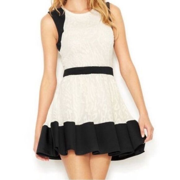 Rachel Rachel Roy Womens White Black  Mixed Media A-Line Dress SZ 2 $119 Cream - Picture 1 of 5